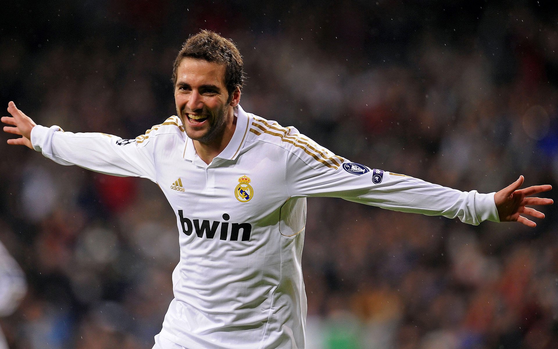 中国米兰官方-《FIFA2025虚拟足球“超凡盛典”——线上线下同步，点燃全球足球梦》